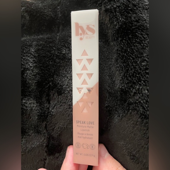 Brand New Speak Love Moisture Matte Lipstick: Sincere - soft pink nude - Picture 3 of 5